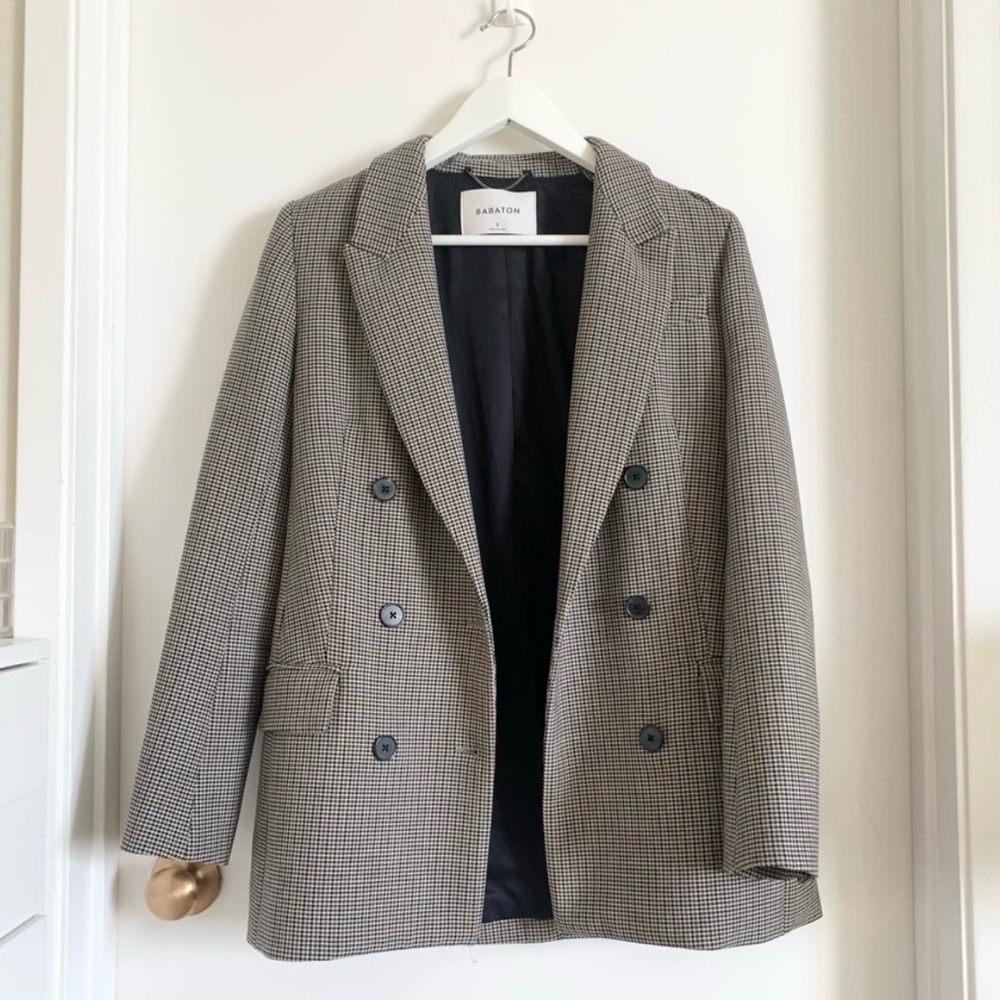 Aritzia Houndstooth Double-Breasted Blazer